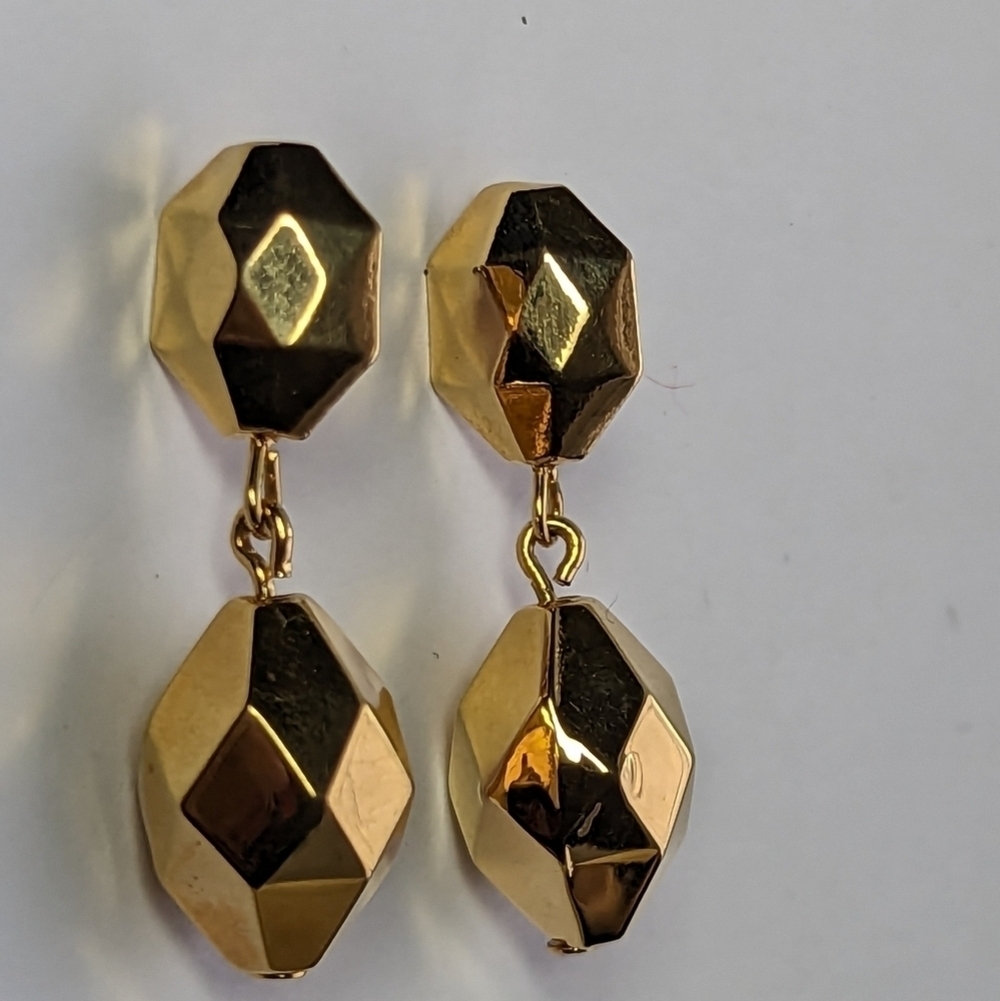 AVON Vintage 1990 Gold tone reflective disco reflective oval earrings